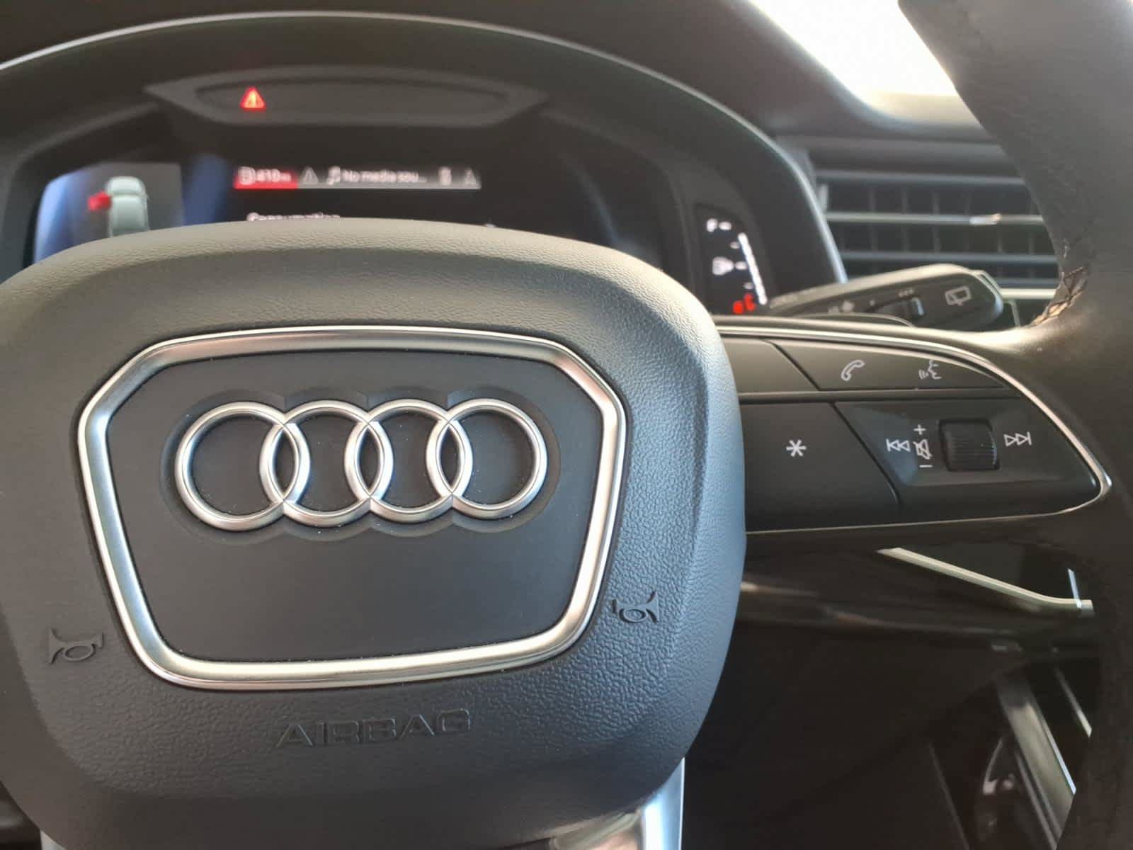 Used 2023 Audi Q7 2.0T Premium w/ Convenience Package AWD/4WD image 24