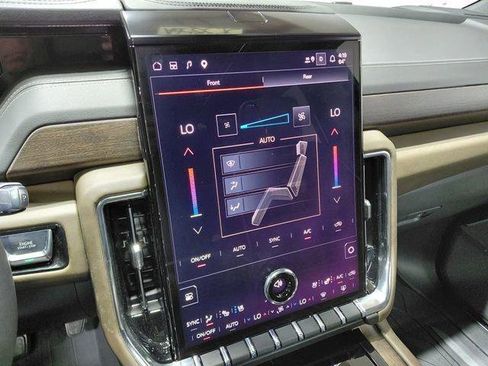 Used 2026 GMC Yukon XL Denali Ultimate w/ LPO, Get Active Package AWD/4WD image 41