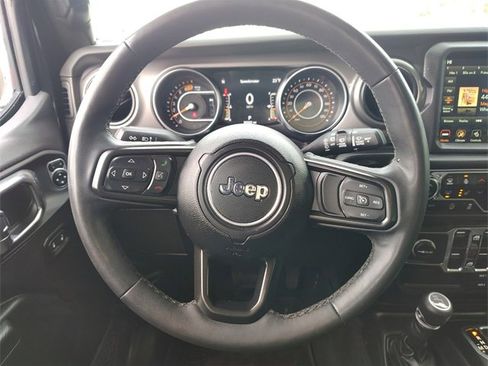 Used 2023 Jeep Wrangler Sport S image 12