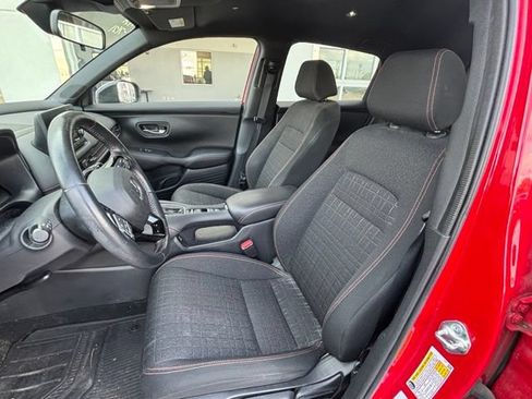 Used 2024 Honda HR-V Sport image 5