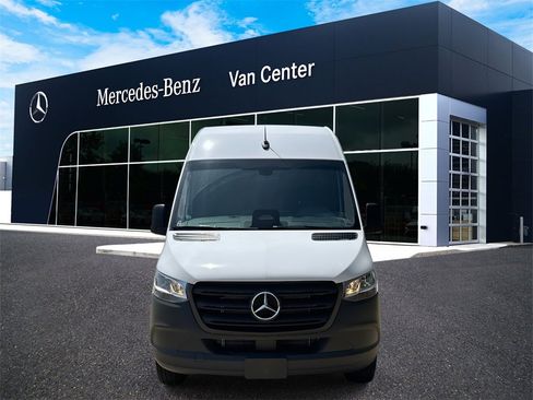New 2025 Mercedes-Benz Sprinter 2500 image 14