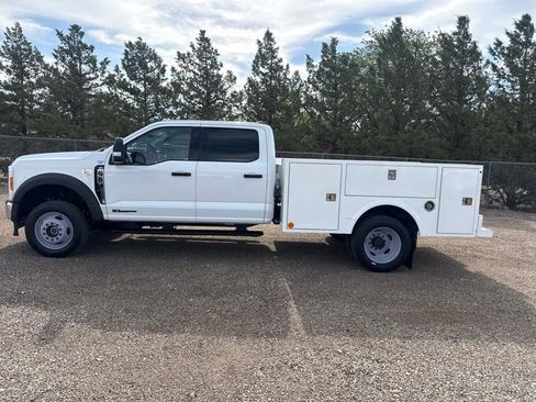 Used 2024 Ford F450 XLT AWD/4WD image 3