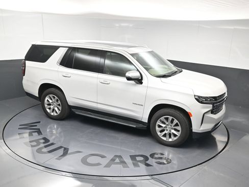 Used 2021 Chevrolet Tahoe Premier w/ Premium Package AWD/4WD image 23