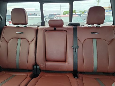Used 2019 Ford F150 Platinum w/ Equipment Group 701A Luxury AWD/4WD image 32