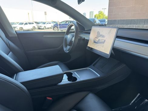 Used 2022 Tesla Model Y Performance image 41