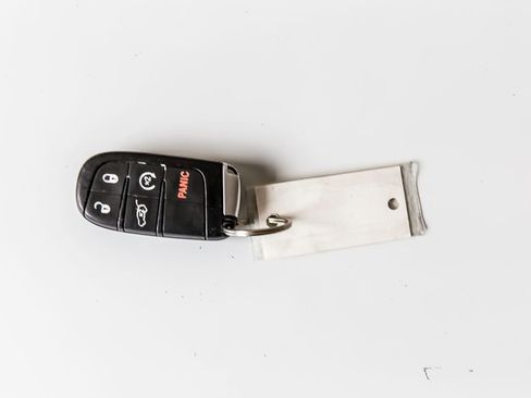 Used 2015 Jeep Grand Cherokee Summit RWD image 38
