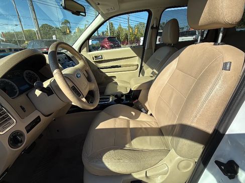 Used 2008 Ford Escape Limited AWD/4WD image 10