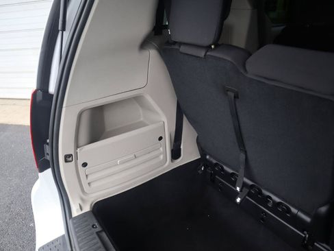 Used 2019 Dodge Grand Caravan SE w/ UConnect Hands-Free Group FWD image 46