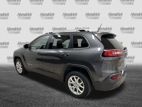 Used 2015 Jeep Cherokee Latitude w/ Cold Weather Group image 8