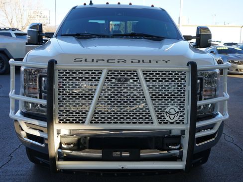 Used 2019 Ford F350 Lariat w/ Lariat Ultimate Package image 14