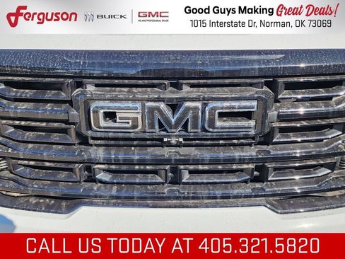 New 2026 GMC Acadia Elevation w/ Black Edition FWD image 10