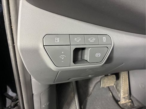 Used 2024 Kia EV9 Wind AWD/4WD image 31