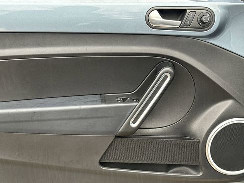 Used 2016 Volkswagen Beetle 1.8T Denim image 10