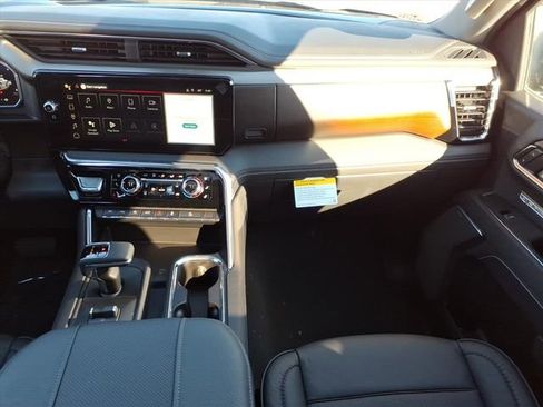 New 2026 GMC Sierra 1500 Denali w/ Denali Reserve Package image 19