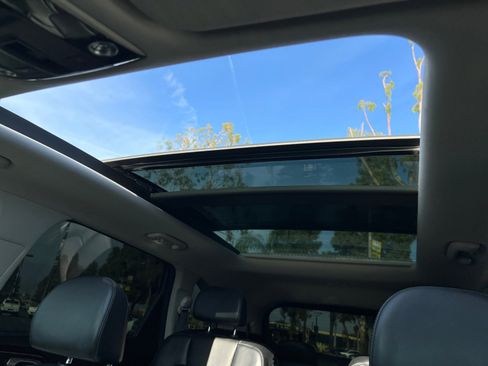 Used 2023 Kia Sorento EX w/ Panoramic Sunroof Package image 27