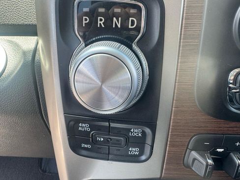 Used 2016 RAM 1500 Laramie w/ Convenience Group AWD/4WD image 18