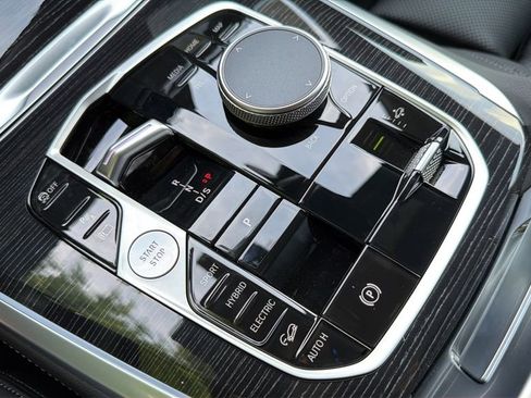 New 2026 BMW X5 xDrive50e w/ M Sport Package image 26