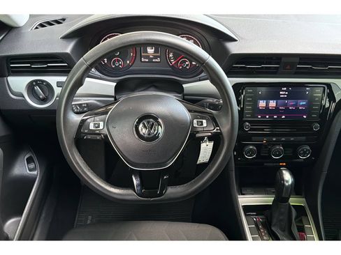 Used 2021 Volkswagen Passat 2.0T S FWD image 15