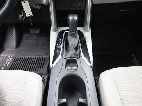 Used 2023 Toyota Corolla Cross L image 13