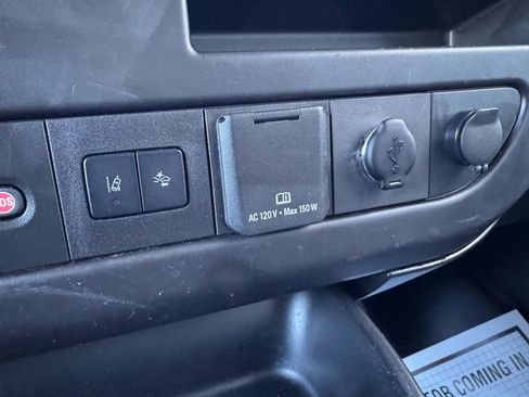 Used 2021 Chevrolet Express 2500 w/ Driver Convenience Package image 21