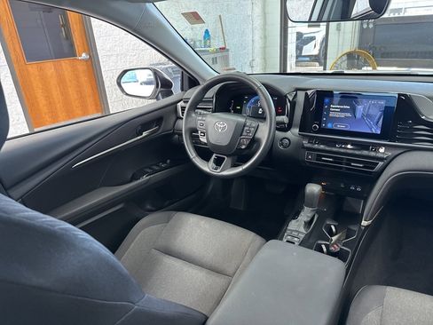 Certified 2025 Toyota Camry LE w/ Convenience Package image 43