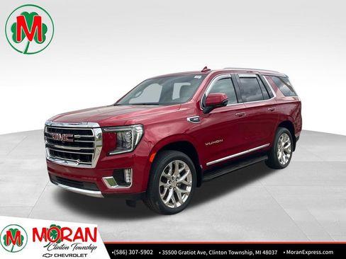 Certified 2022 GMC Yukon SLT w/ SLT Premium Package AWD/4WD image 1