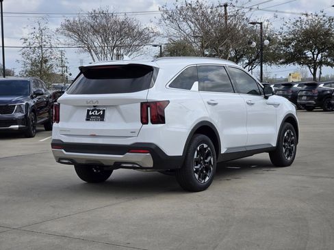 New 2026 Kia Sorento S AWD/4WD image 4