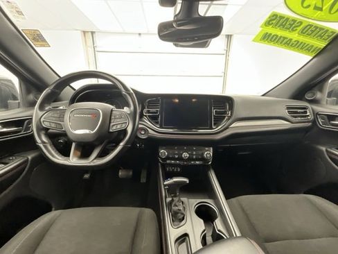 Used 2023 Dodge Durango GT image 4