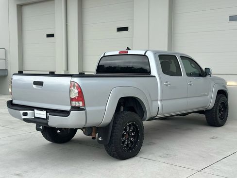 Used 2012 Toyota Tacoma 4x4 Double Cab w/ TRD Sport Pkg image 5