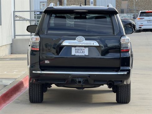 Used 2018 Toyota 4Runner Limited image 6