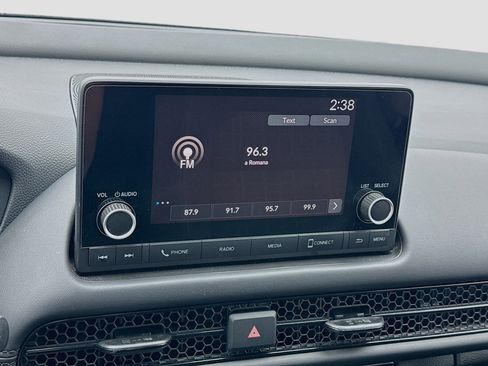Used 2025 Honda HR-V LX image 11