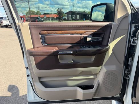 Used 2018 RAM 1500 Laramie Longhorn AWD/4WD image 8