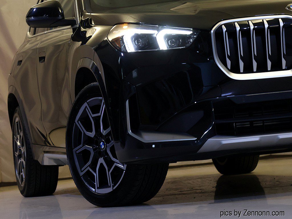 Certified 2026 BMW X1 xDrive28i AWD/4WD image 4