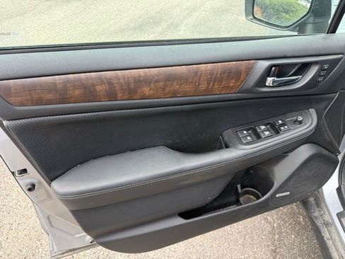 Used 2015 Subaru Outback 2.5i Limited w/ Protection Package #1 AWD/4WD image 12