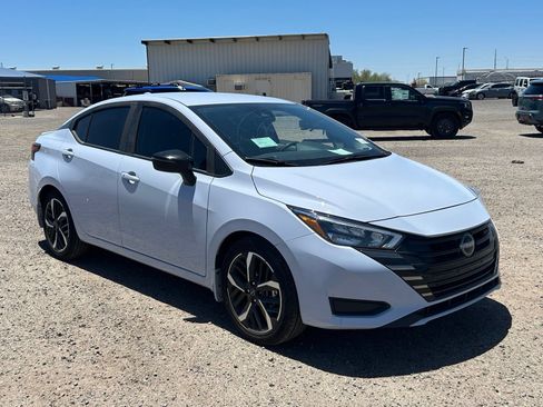 Used 2025 Nissan Versa SR w/ Trunk Package FWD image 3