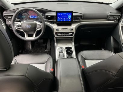 Certified 2023 Ford Explorer XLT w/ XLT Sport Appearance Package