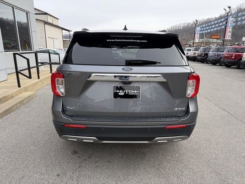 Used 2021 Ford Explorer XLT w/ Equipment Group 202A image 4