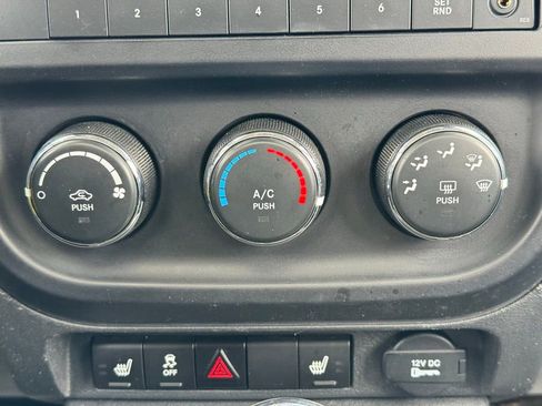 Used 2015 Jeep Patriot High Altitude image 15