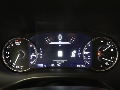 Certified 2024 Buick Enclave Avenir w/ Avenir Technology Package image 11