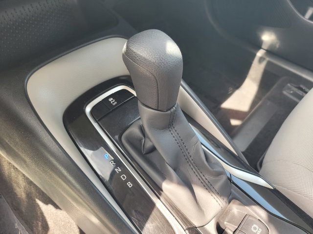 Used 2022 Toyota Corolla LE FWD image 20