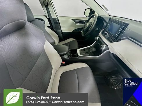 Used 2020 Toyota RAV4 XLE w/ All Weather Liner Package AWD/4WD image 29
