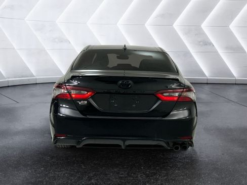 Used 2024 Toyota Camry SE FWD image 5