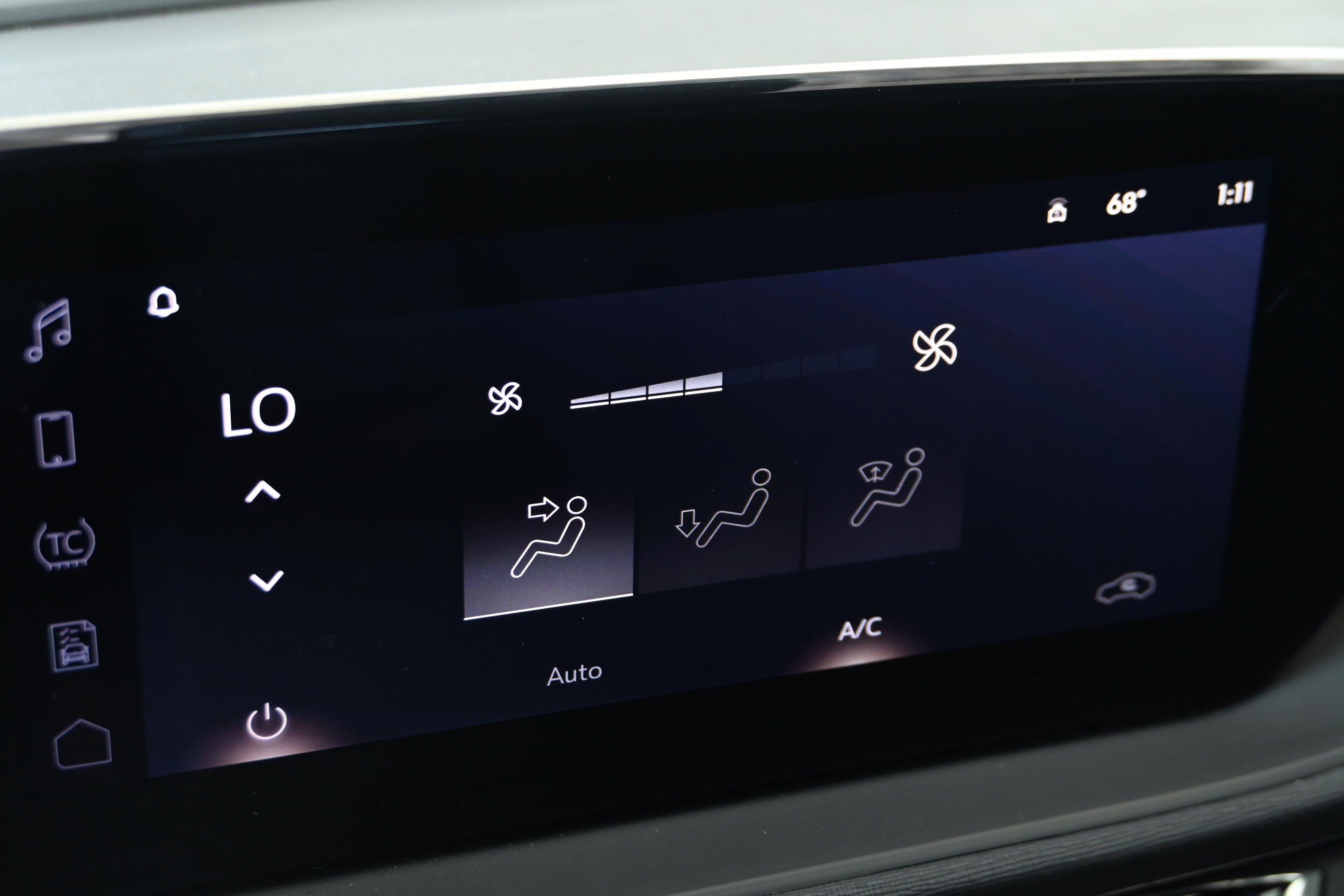 Used 2024 Buick Envista Avenir FWD image 30