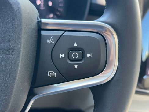 Used 2025 Volvo XC40 B5 Ultra w/ Climate Package AWD/4WD image 41
