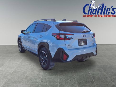 Used 2024 Subaru Crosstrek 2.0i Premium image 5