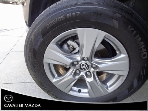 Used 2024 Toyota RAV4 XLE image 32