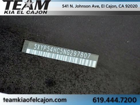 Certified 2022 Kia Telluride SX w/ Towing Package FWD image 40