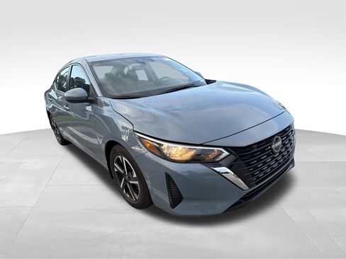 Used 2025 Nissan Sentra SV w/ Trunk Package FWD image 7