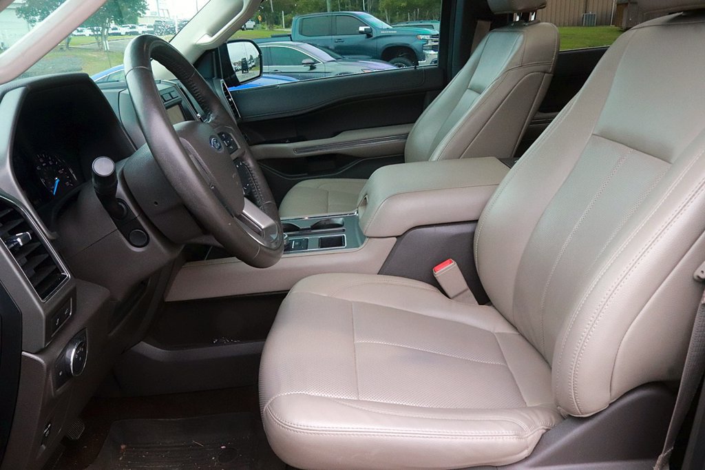 Used 2021 Ford Expedition XLT RWD image 12