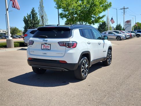 Used 2024 Jeep Compass Limited AWD/4WD image 3